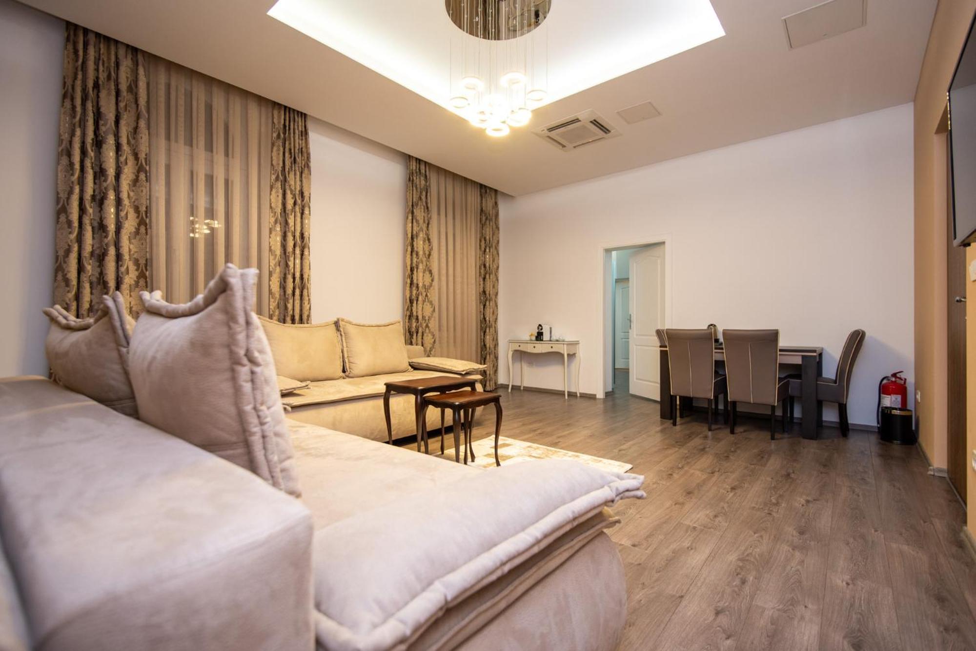 Main Street Suites Sarajevo Eksteriør billede